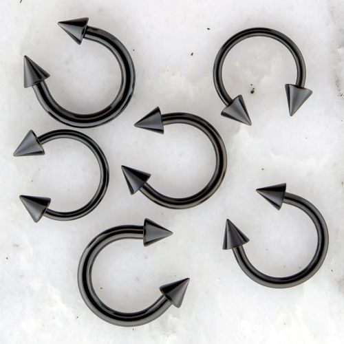 BLACK EXTERNALLY THREADED HORSESHOES W/ CONES