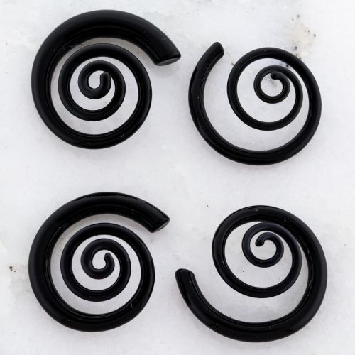 BLACK MIDNIGHT 3D SPIRAL GLASS EAR HANGER