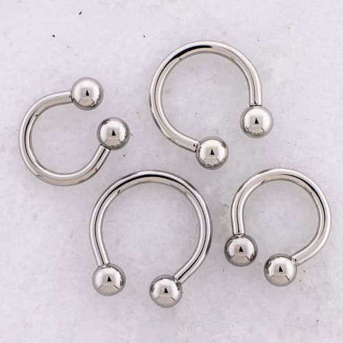 Steel Internally Threaded Horseshoes - 12G w/ Balls