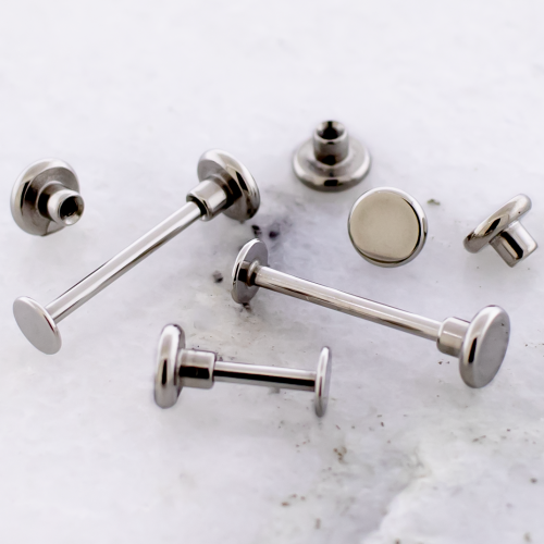 14G Externally Threaded Steel Labret w/ Disc