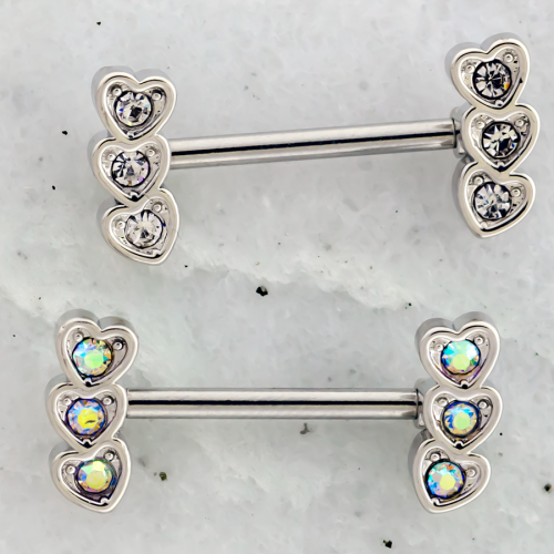 NIPPLE BARBELL WITH GEM TRIPLE HEART