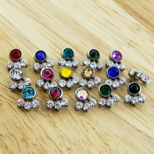 Titanium Internally Threaded End - 4 Gem Cluster 18G-16G