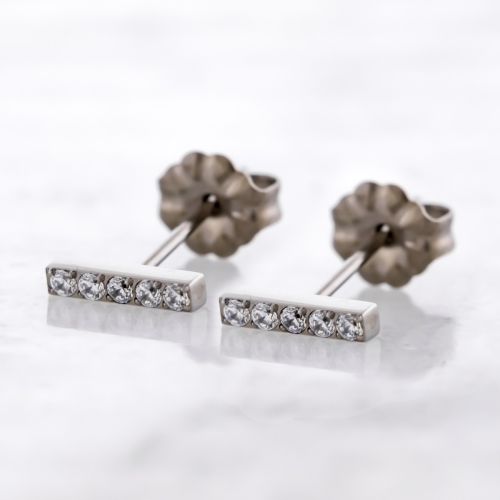 TITANIUM THREADLESS EARRING STUD WITH 5 GEM BAR END