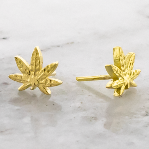 18Kt Yellow Gold Pot Leaf